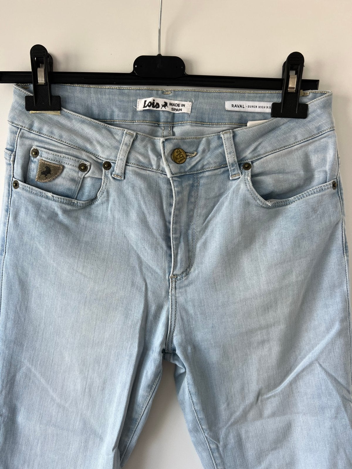 Lois Jeans met Flair - Lichtblauw - Maat S, Kleding | Dames, Spijkerbroeken en Jeans, Ophalen of Verzenden, Gedragen, Blauw, W28 - W29 (confectie 36)