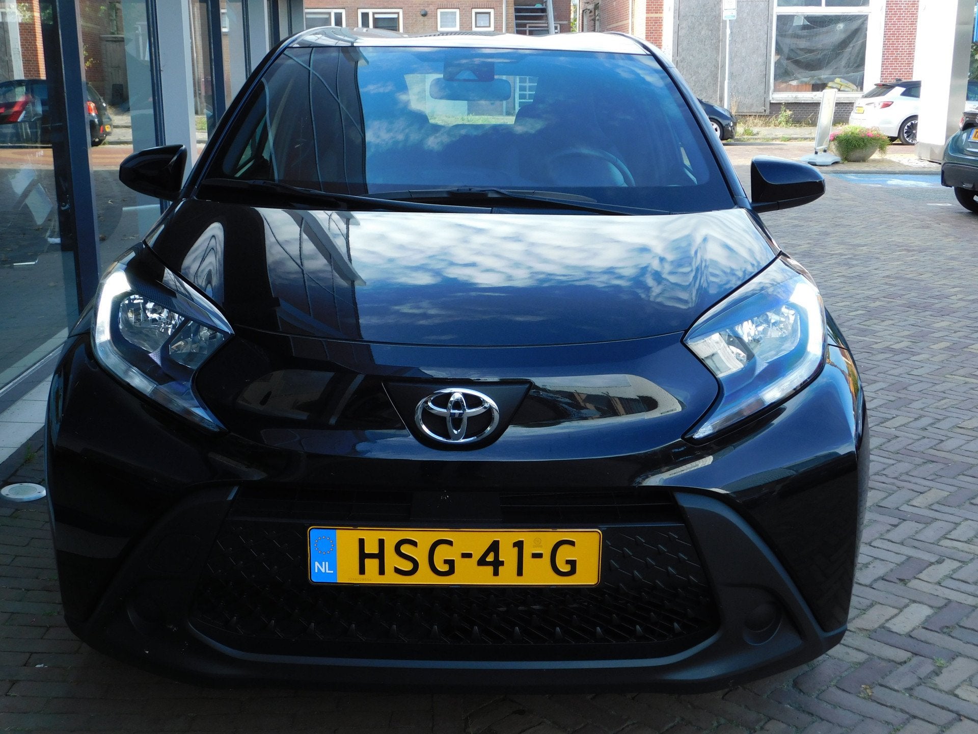 Toyota Aygo X 1.0 VVT-i MT Play (bj 2025), Auto's, 12 maanden, Stof, Gebruikt, Euro 6