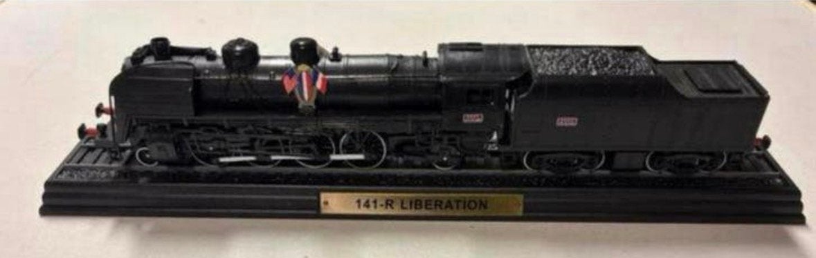 B40-303 ATLAS 141R statische locomotief, 466 SNCF Libération, Ophalen of Verzenden, Zo goed als nieuw