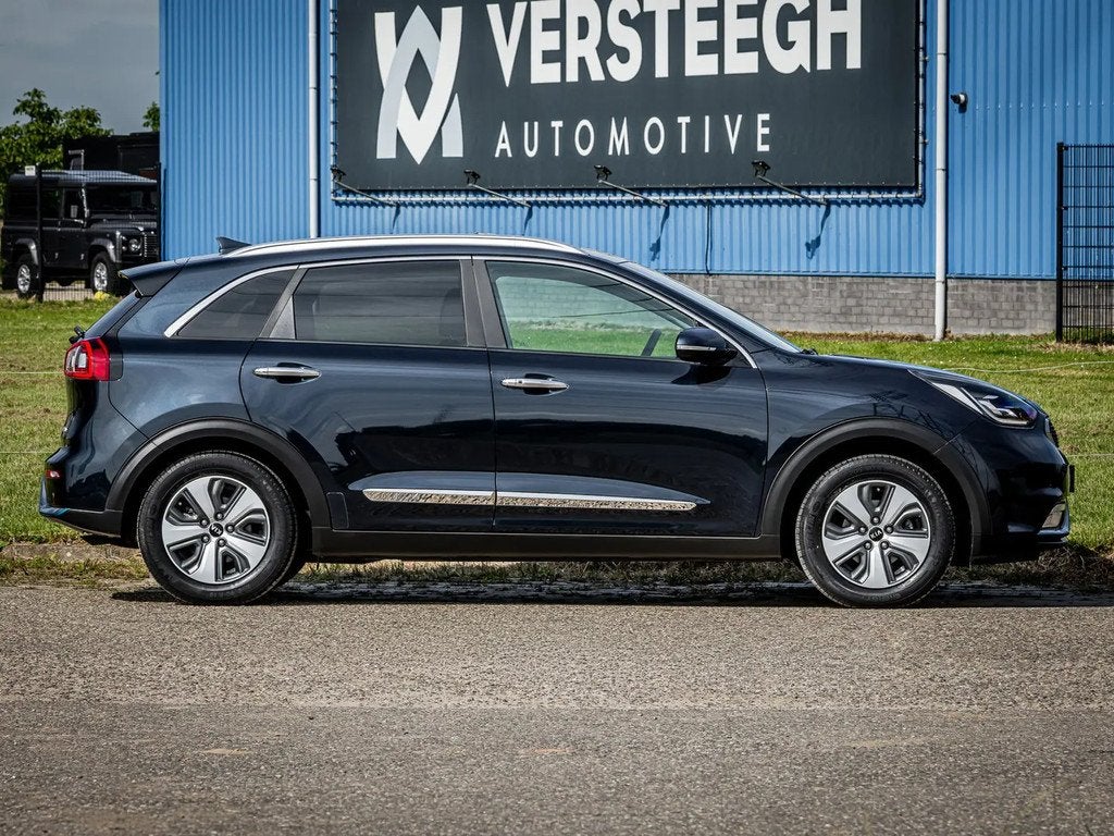 Kia Niro 1.6 GDi PHEV DynamicPlusLine Schuifdak € 17.900,0, Gebruikt, Euro 6, Automatische klimaatregeling, Blauw