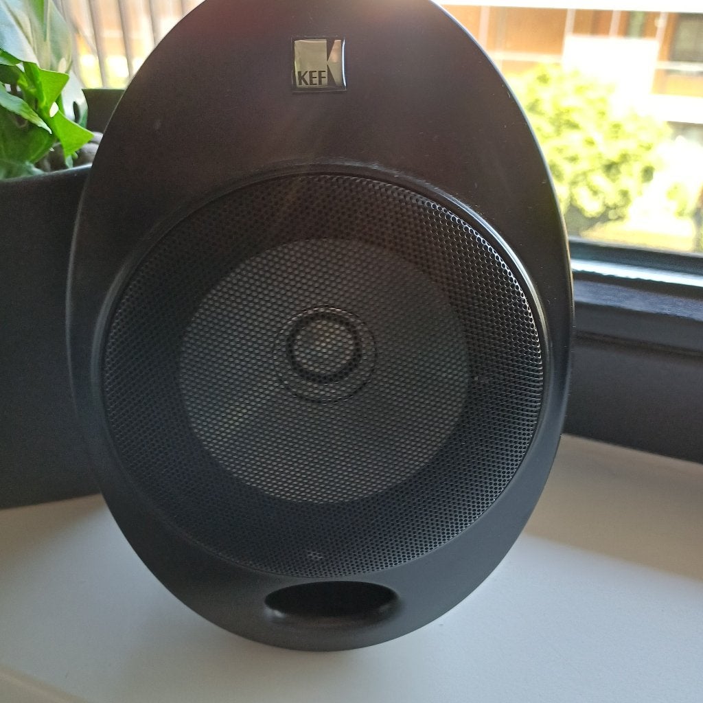 2 Kef eitjes, Gebruikt, Ophalen of Verzenden, 60 tot 120 watt, Surroundset