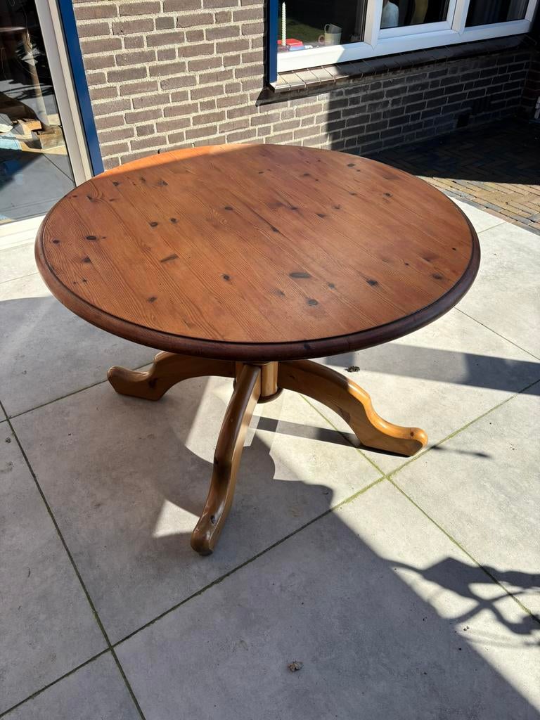 Antieke eettafel, Ophalen