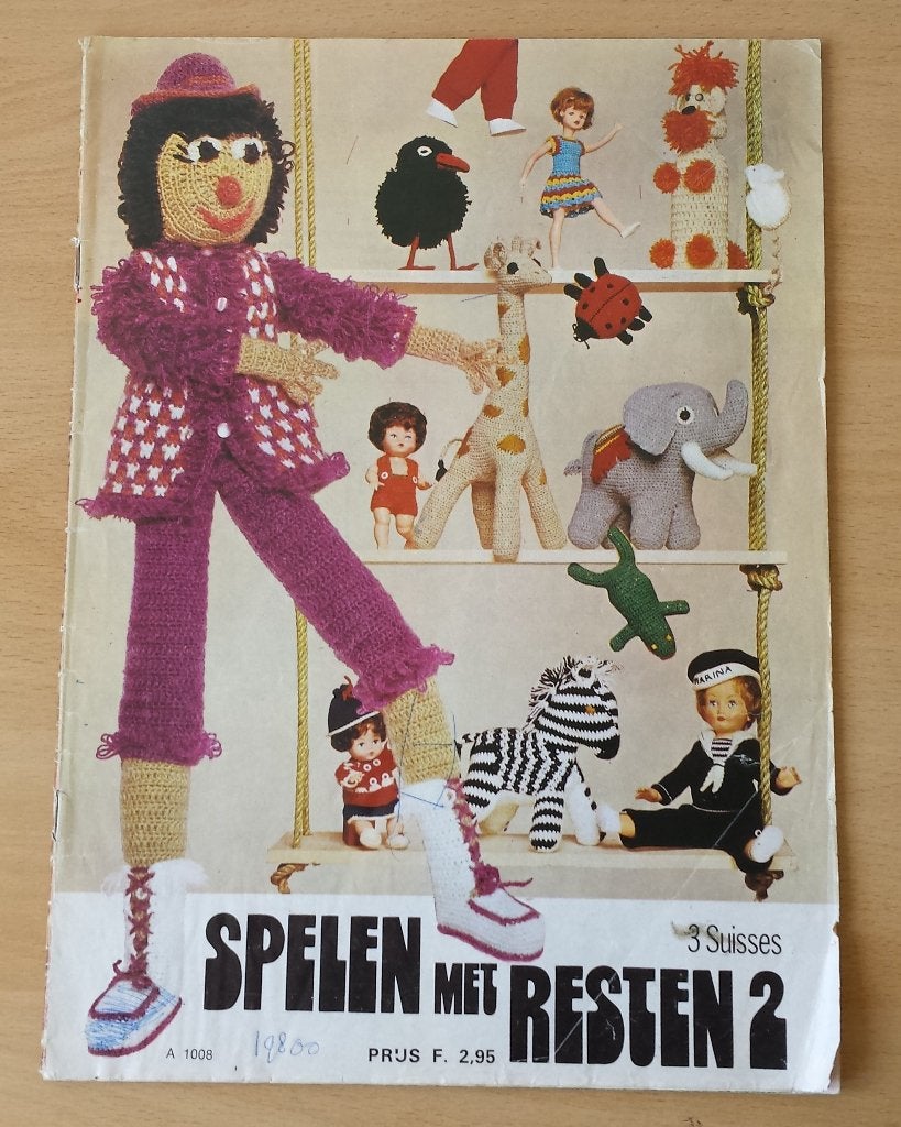Spelen met Resten nr.2 - 3 Suisses - haken, breien, borduren, Gebruikt, Breien of Haken, Ophalen of Verzenden, 3 Suisses