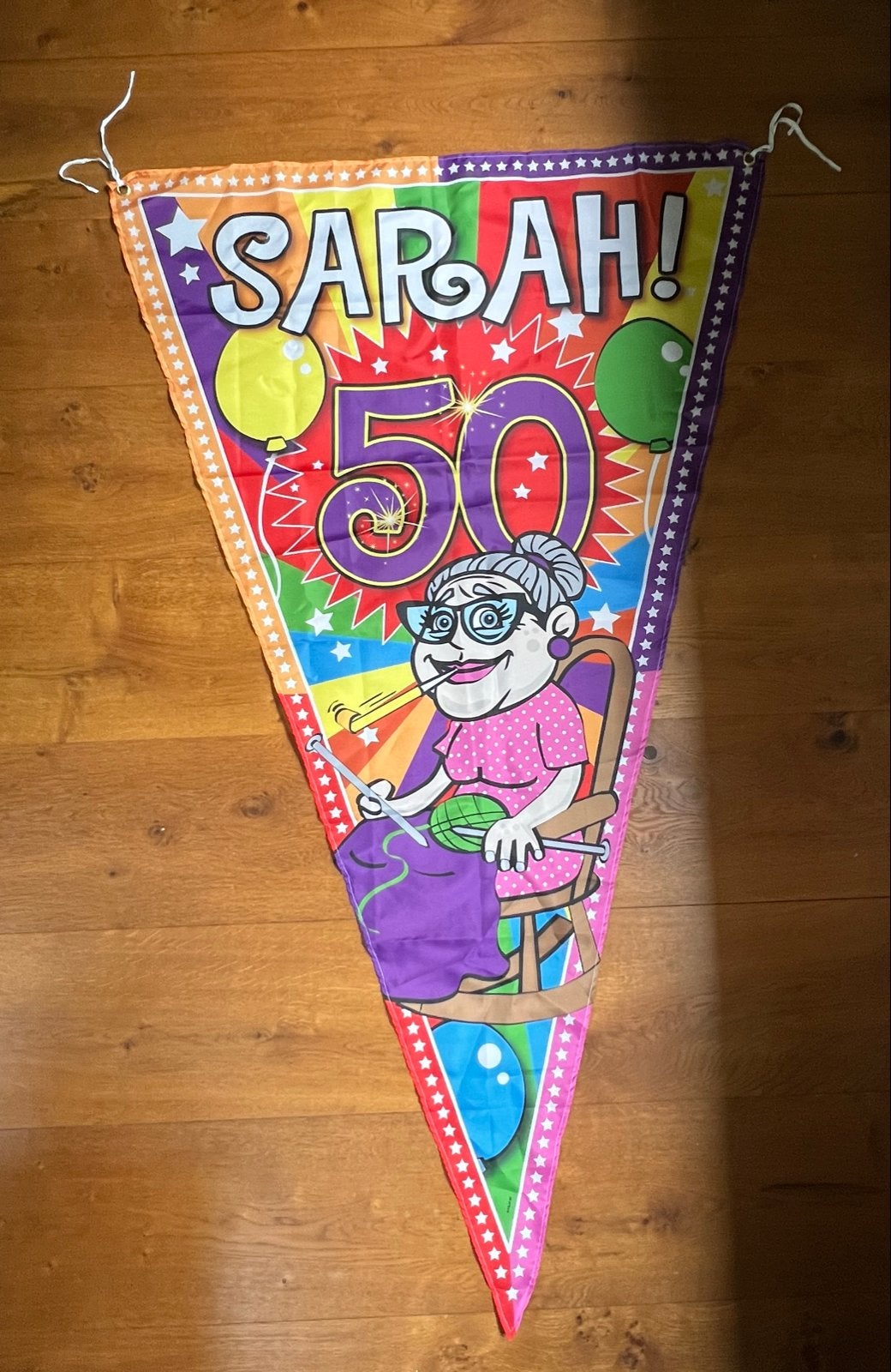 Sarah 50 jaar grote puntvlag feestversiering, Ophalen of Verzenden, Nieuw, Versiering, Abraham of Sarah