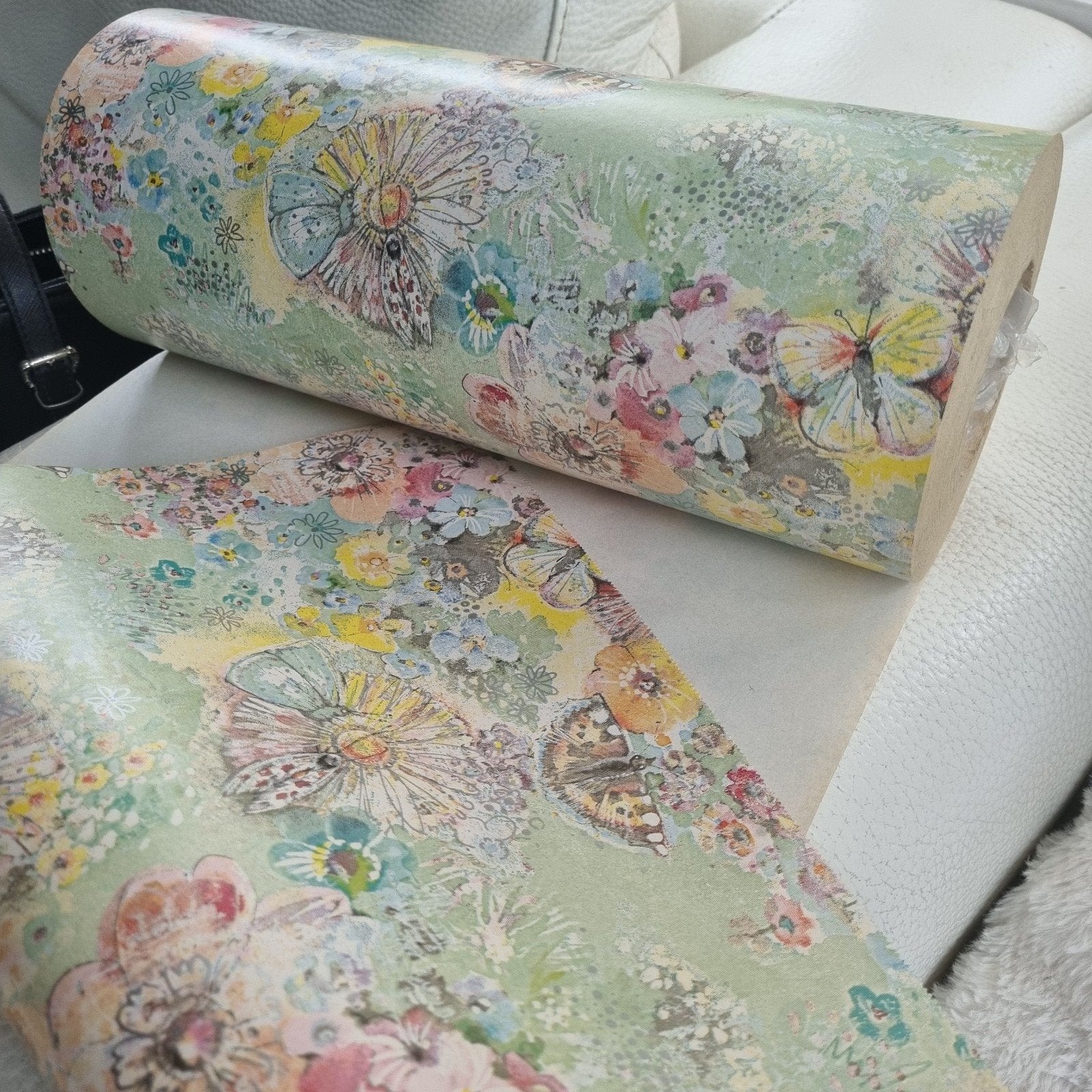 Toonbankrol cadeaupapier bloemen vlinders papier winkelrol, Verzenden, Sqore Boutique, Sqoreboutique@gmail.com, NL