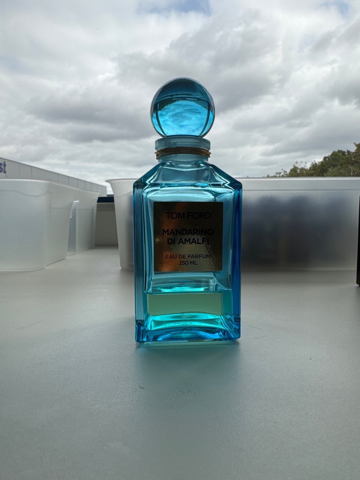 Tom Ford Mandarino di Amalfi Eau de Parfum 60 ml van de 250, Sieraden, Tassen en Uiterlijk, Uiterlijk | Parfum, Ophalen of Verzenden