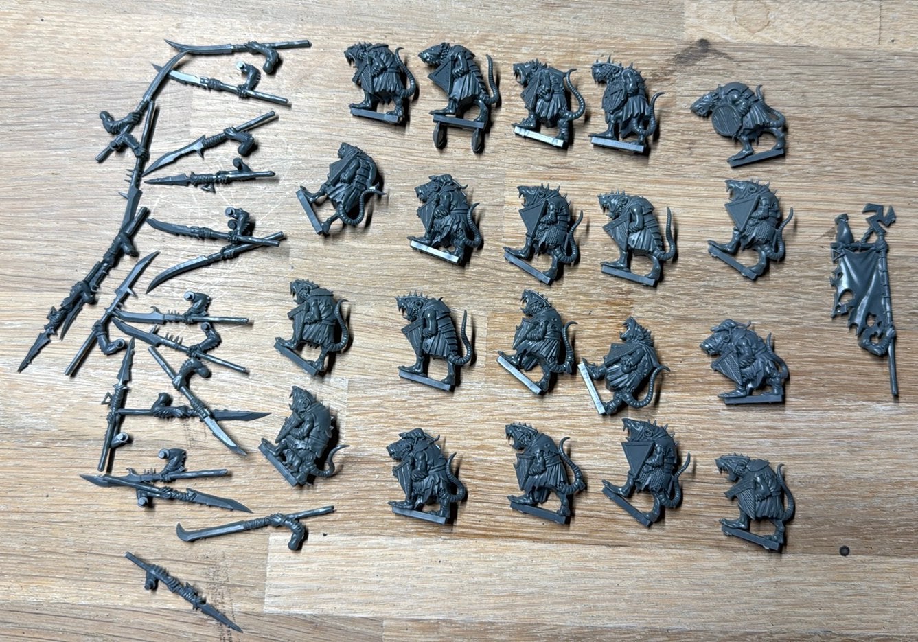 Warhammer Skaven 20x clanrats #4, Hobby en Vrije tijd, Ophalen of Verzenden, Zo goed als nieuw, Warhammer