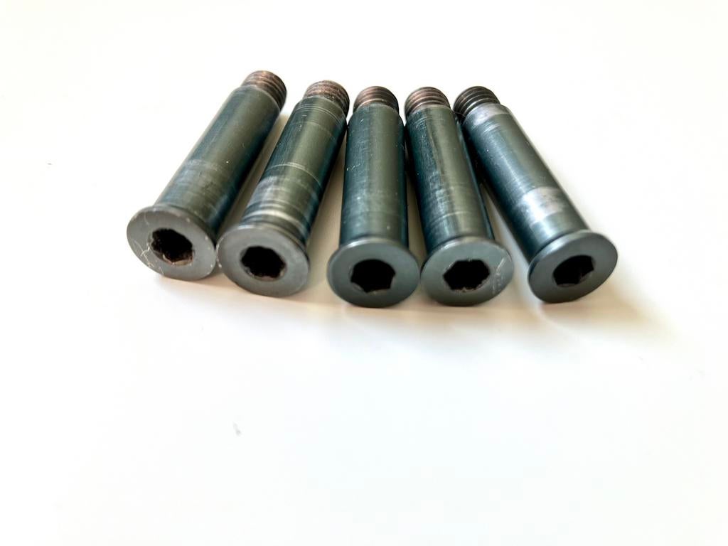 5x skeelerasje 36mm universeel inbus - 1,50 per stuk, Overige typen, Kinderen, Ophalen of Verzenden, Zo goed als nieuw