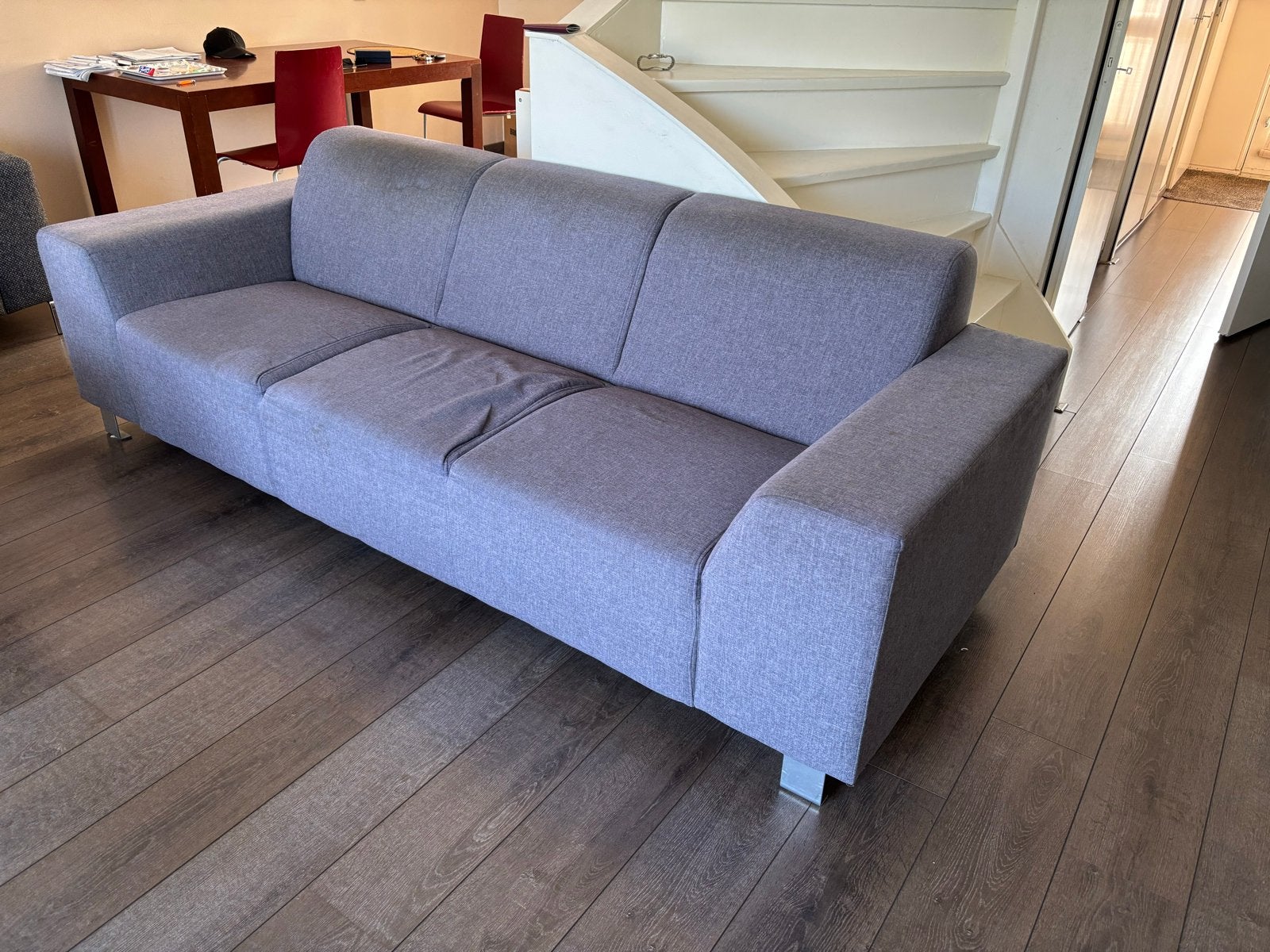 Comfortabele grijze driezitsbank, Huis en Inrichting, Ophalen, Gebruikt, Driepersoons, 75 tot 100 cm