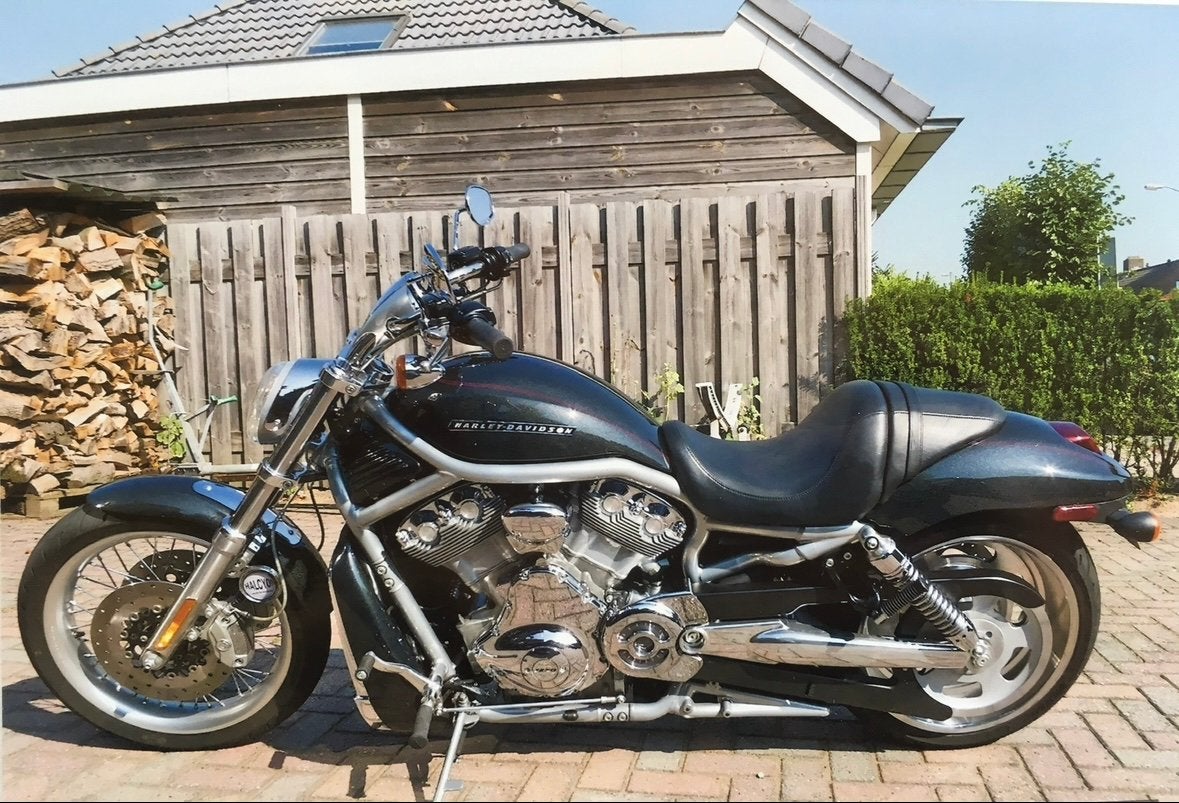 Harley Davidson V-ROD VRSCAW, 2 cilinders, Chopper, Particulier, 1250 cc