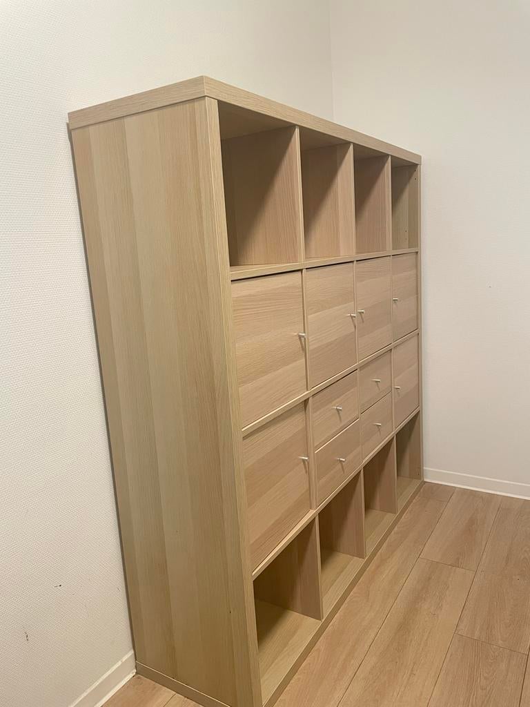 IKEA KALLAX Kast met lades en deuren - Licht hout, Ophalen, 100 tot 150 cm, Zo goed als nieuw, Met lade(s)