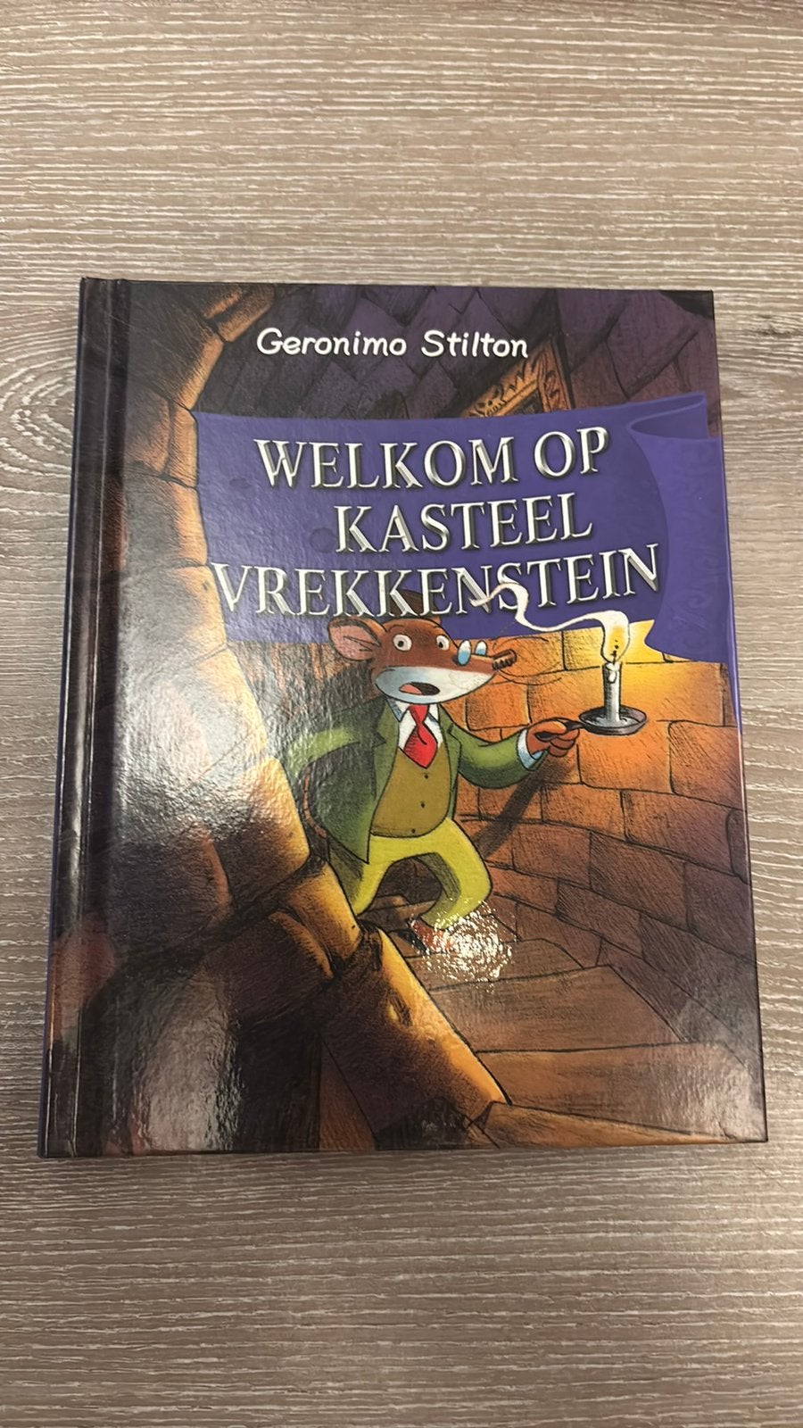 Geronimo Stilton; Welkom op kasteel vrekkenstein (z.g.a.n.), Boeken, Ophalen of Verzenden, Zo goed als nieuw, Non-fictie