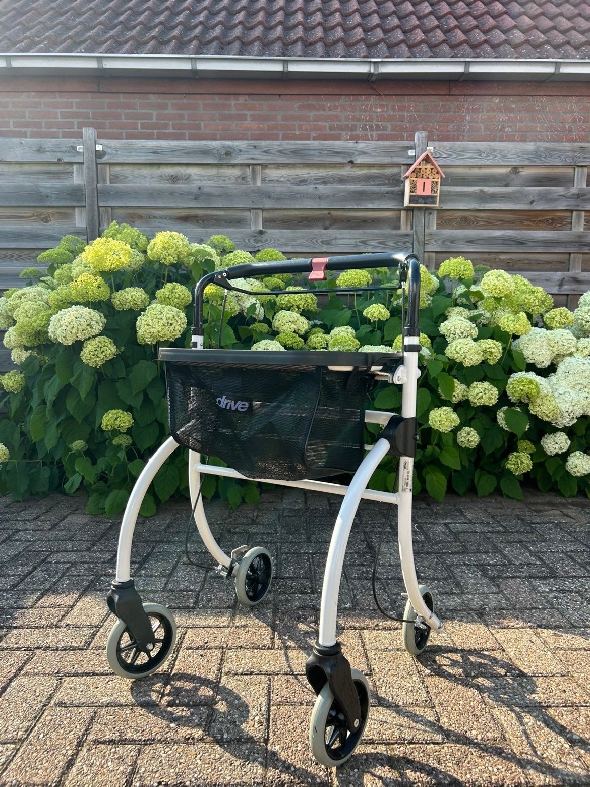 Binnen rollator Roomba - Met dienblad en netje, Diversen, Rollators, Ophalen, Opvouwbaar, Zo goed als nieuw