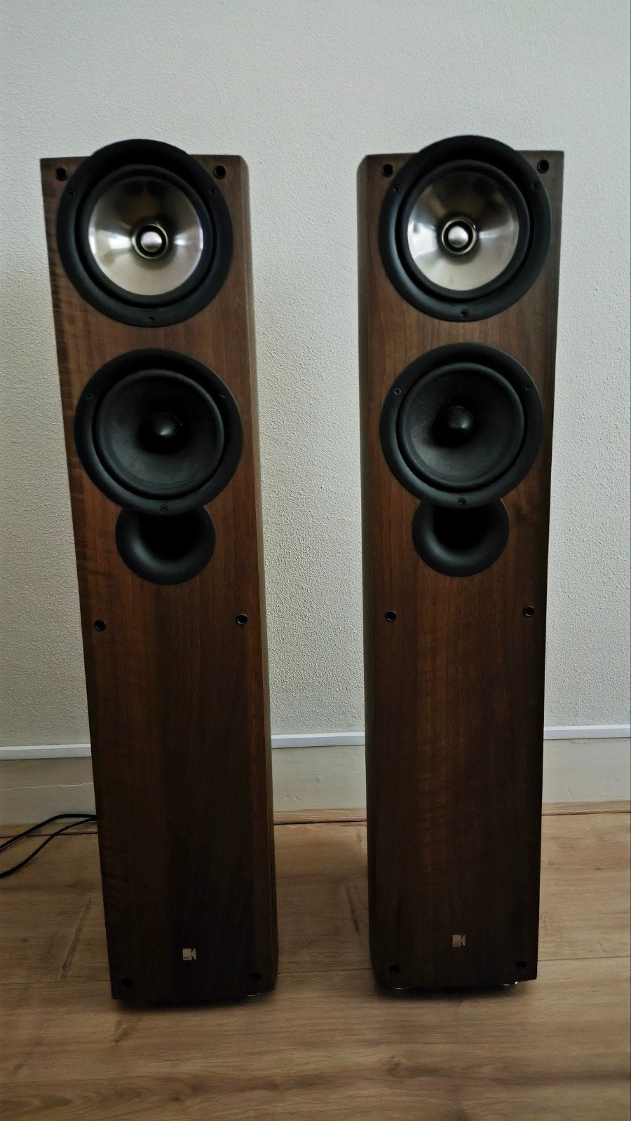 Kef luidsprekers IQ5 in zeer nette staat, Ophalen, Zo goed als nieuw, 60 tot 120 watt, Overige merken
