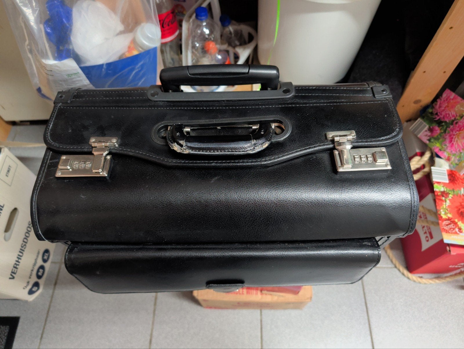 Pilotenkoffer met Cijfersloten, Wieltjes, Gebruikt, 50 tot 60 cm, Leer