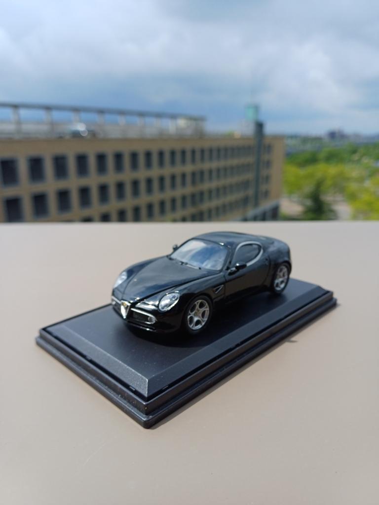 Alfa Romeo 8C Competizione 1/43 Motorart Vakantiedeals, Ophalen of Verzenden, Nieuw, Auto, Overige merken