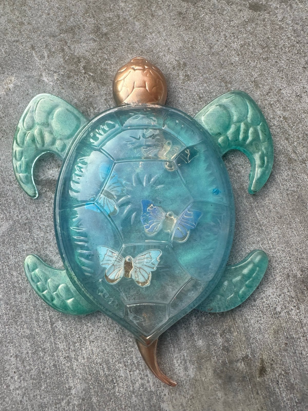 Nieuw zelfgemaakt epoxy schildpad met vlinders, Ophalen of Verzenden, Nieuw, Meerkleurig, Kunststof