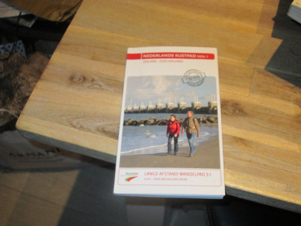 Nederlands Kustpad Deel 1: Zeeland - Zuid-Holland, Overige merken, Fiets- of Wandelgids, Nieuw, Ophalen of Verzenden