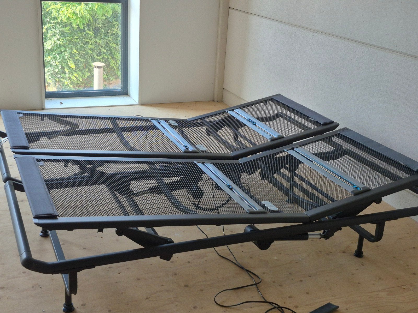 auping bed,80x200 cm,spiraalbodem,elektrisch/handverstelbaar, Ophalen, Tweepersoons, Zo goed als nieuw, 80 cm
