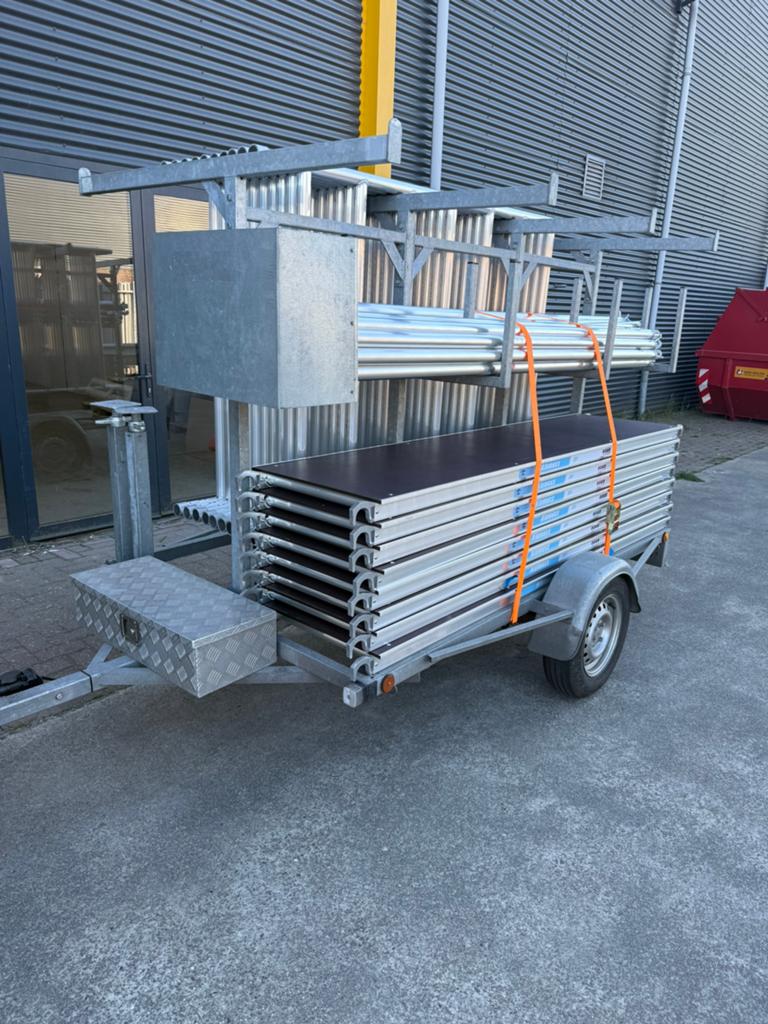 Euroscaffold x allumexx steiger 250x135 2 sets, Ophalen of Verzenden, Nieuw, Rolsteiger of Kamersteiger, 5 meter of hoger