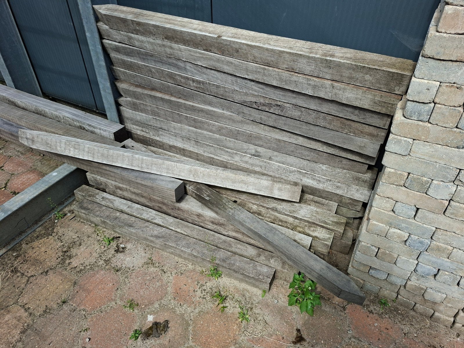 16 hardhouten palen 8x8x150cm, Ophalen, Gebruikt, 50 mm of meer, Balk