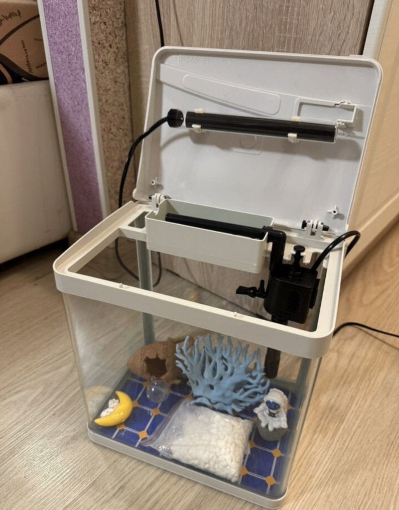 Aquarium met filter en verlichting, Ophalen of Verzenden, Zo goed als nieuw, Leeg aquarium