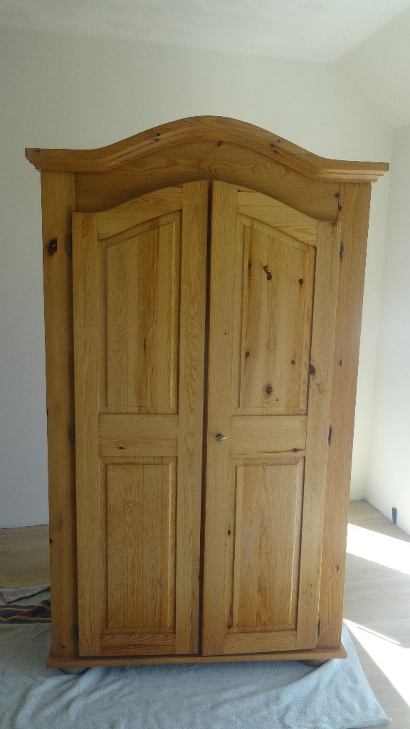 Houten Kast / Garderobekast (187H, 109B, 56D), Huis en Inrichting, Kasten | Kledingkasten, Ophalen, 50 tot 75 cm, 100 tot 150 cm