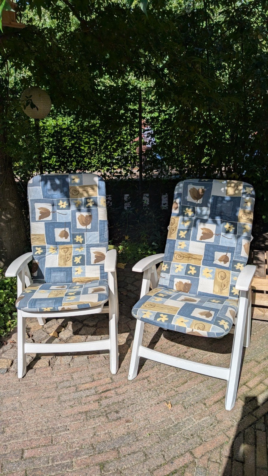 Twee verstelbare tuinstoelen met kussens, Tuin en Terras, Tuinstoelen, Ophalen, Gebruikt, Kunststof, Verstelbaar