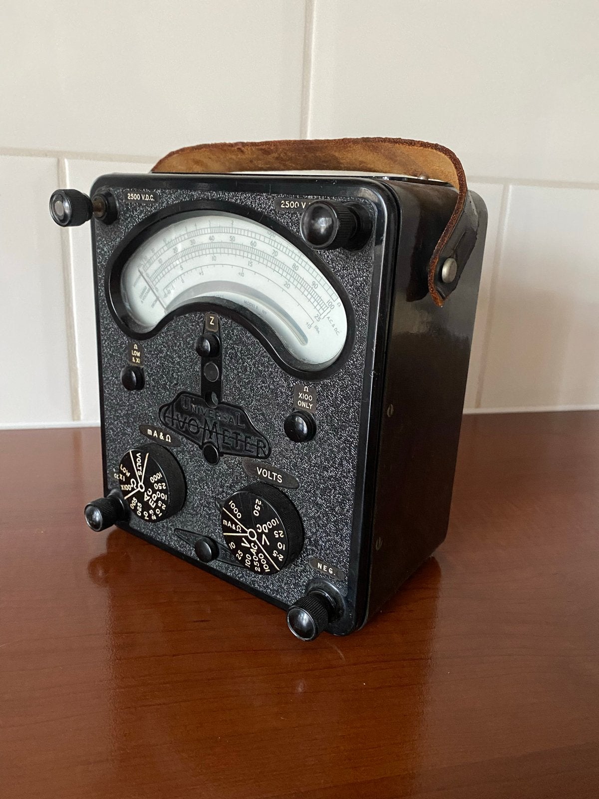 Vintage Universal AVO Meter Model 2 - Klassieke Multimeter, Verzamelen, Ophalen of Verzenden, Overige typen
