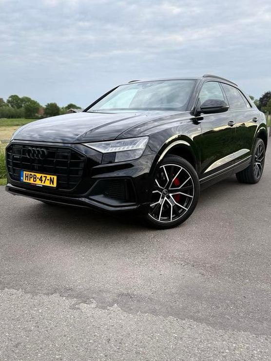 Audi Q8 55 Tfsi e Quattro 381pk Tiptronic 2024 Zwart, Auto's, Audi, Automaat, Lichtsensor, 2995 cc, Q8