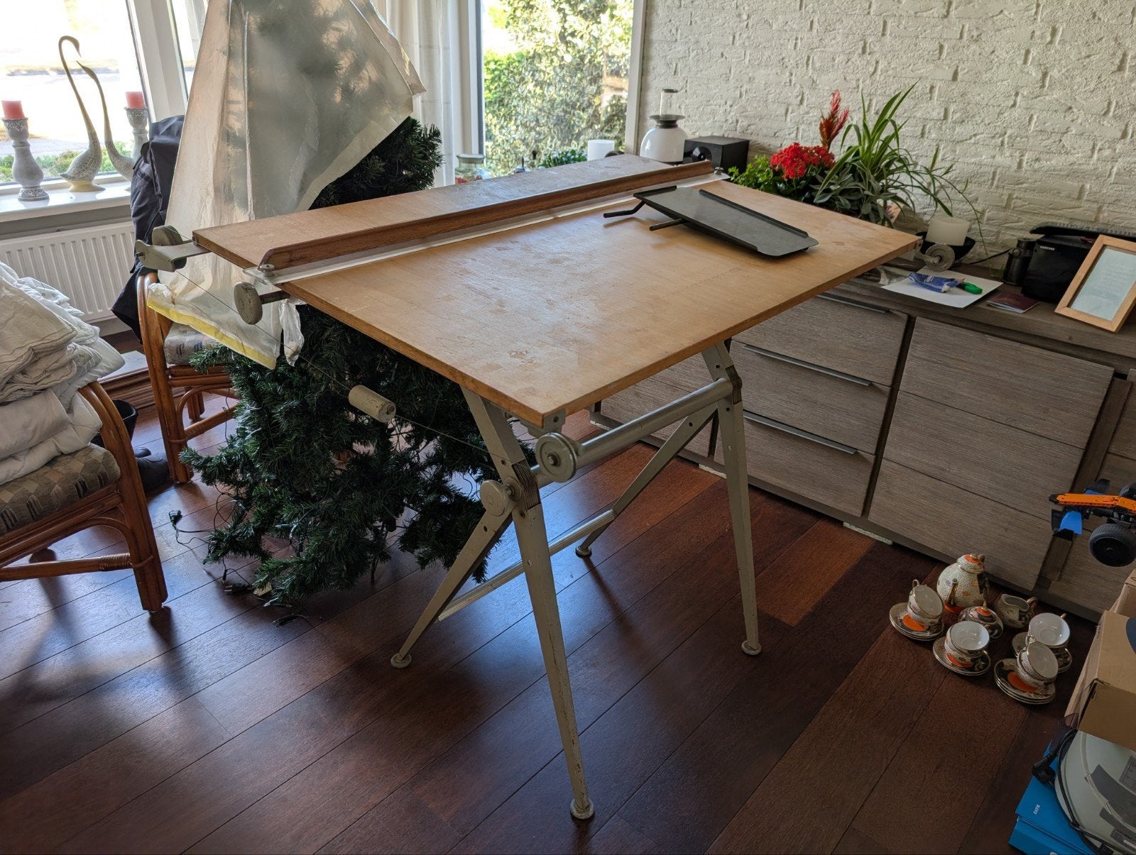 Ahrend de Cirkel tekentafel, Ophalen, Gebruikt, 150 tot 170 cm