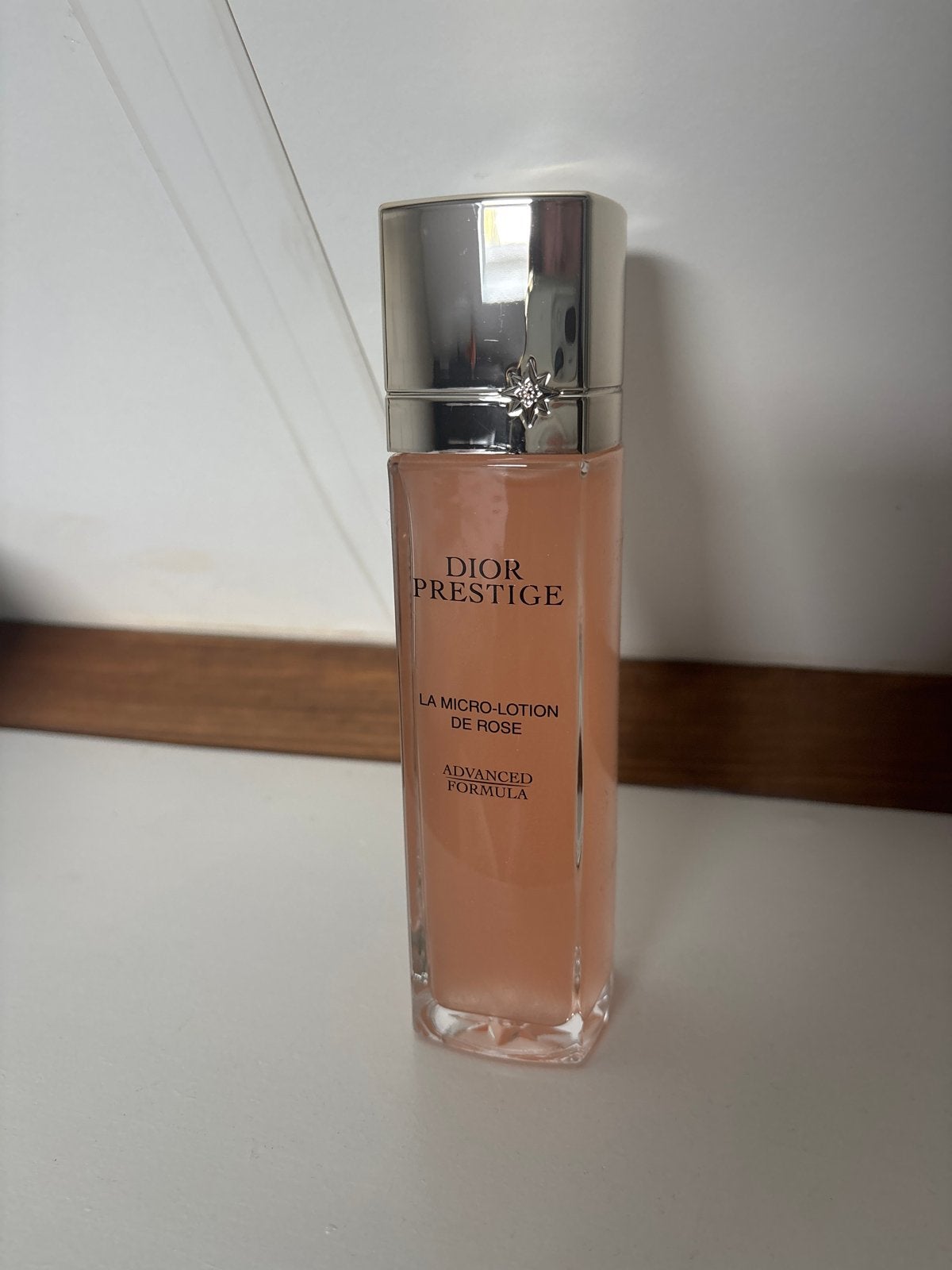 Dior Prestige La Micro-Lotion de Rose Advanced Formula, Ophalen of Verzenden, Zo goed als nieuw, Gehele gezicht, Verzorging