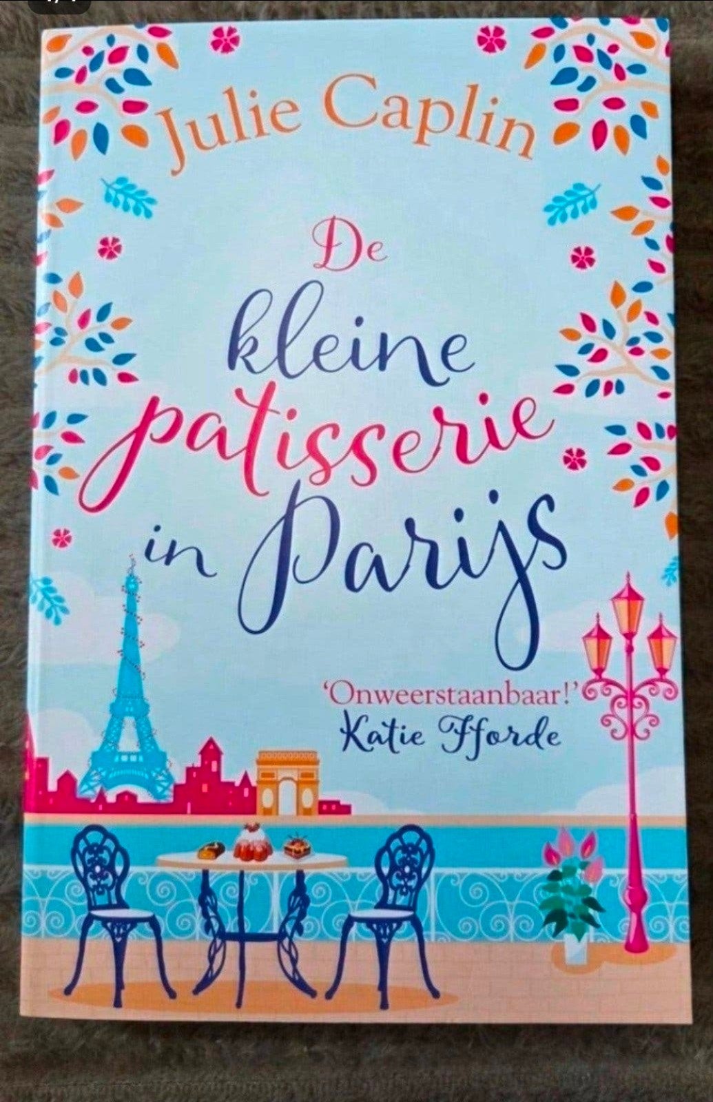 Julie Caplin - De kleine patisserie in Parijs, Ophalen of Verzenden, Nieuw, Julie Caplin