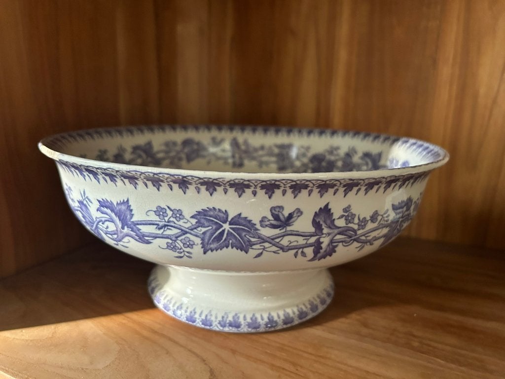 Geranium lila/paars grote saladeschalen op voet, Ophalen of Verzenden