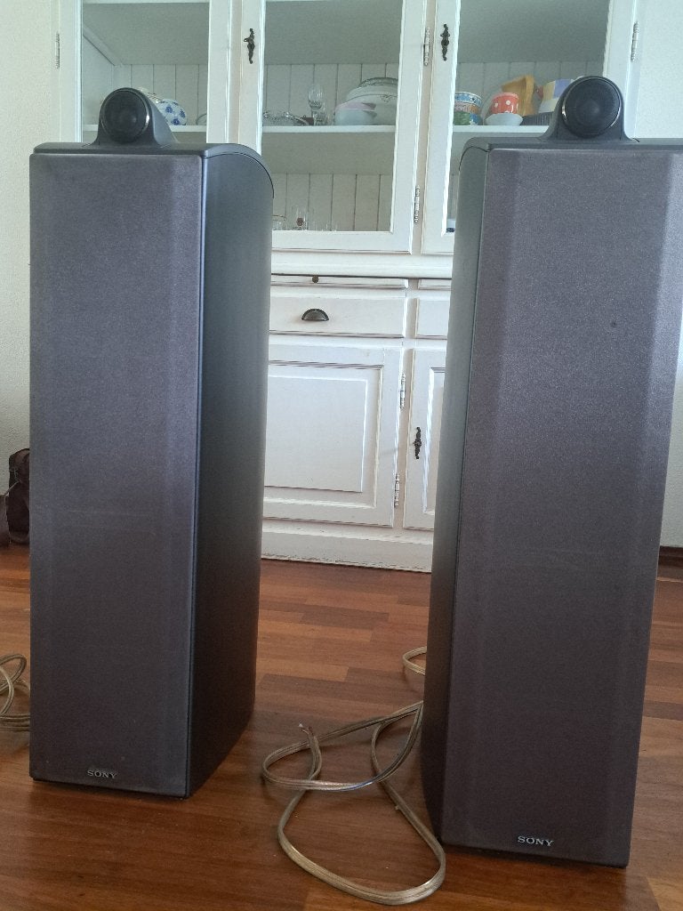 Foto 12 van Sony versterker receiver STR-DB870 met SS-X70ED luidsprekers