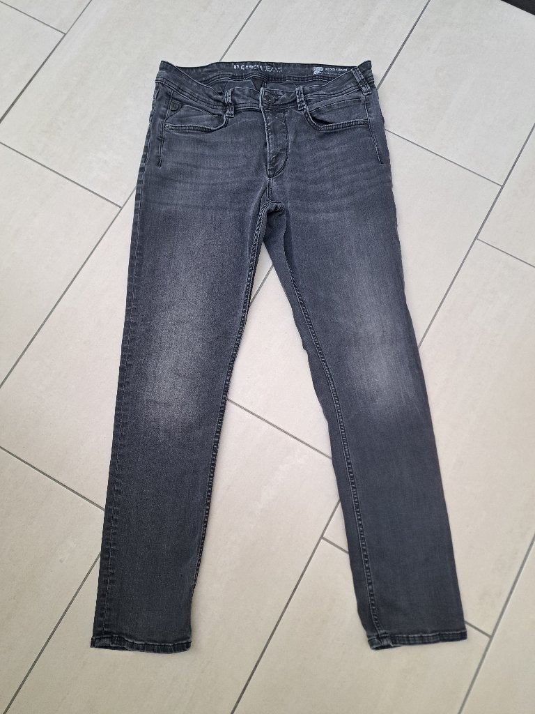 Heren spijkerbroek Garcia grijs jeans, Ophalen, Garcia Jeans, Zo goed als nieuw, W33 - W34 (confectie 48/50)