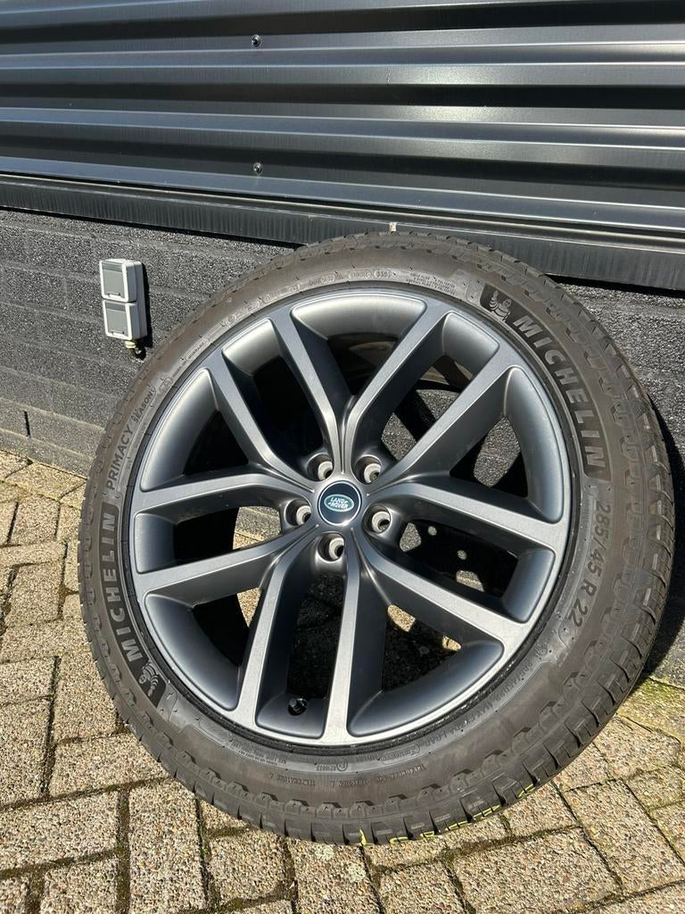 Range Rover Sport velgen, 22 inch Michelin all season banden, Ophalen, Gebruikt, 285 mm, Banden en Velgen