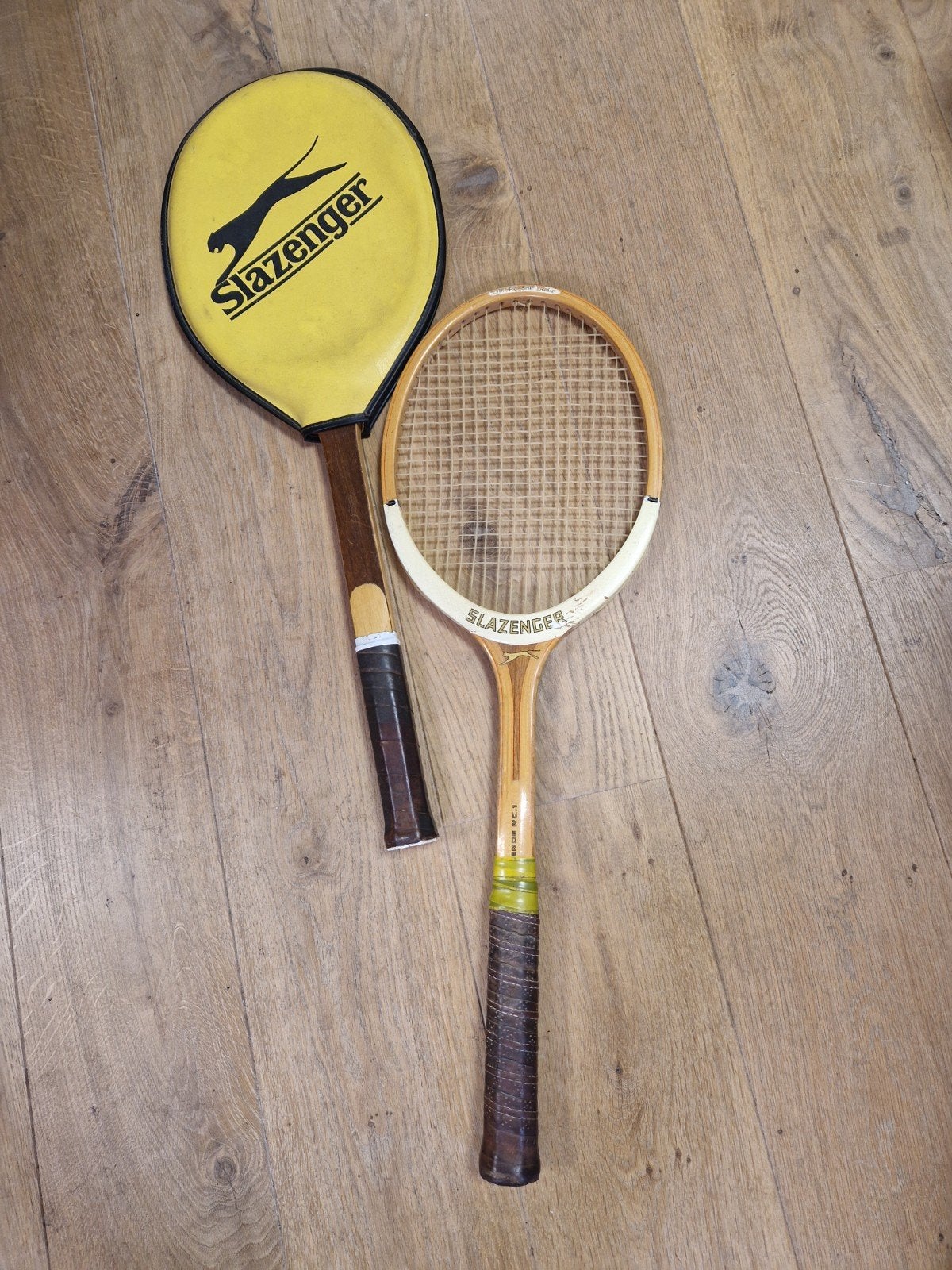 2 Vintage Slazenger tennisrackets met hoezen - Made in Engla, Sport en Fitness, Tennis, Ophalen of Verzenden