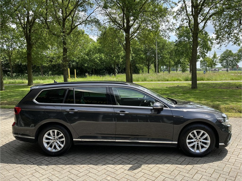 Volkswagen Passat Variant 1.5 TSI R-Line Business | ACC | CA, Euro 6, 4 cilinders, 150 pk, Grijs