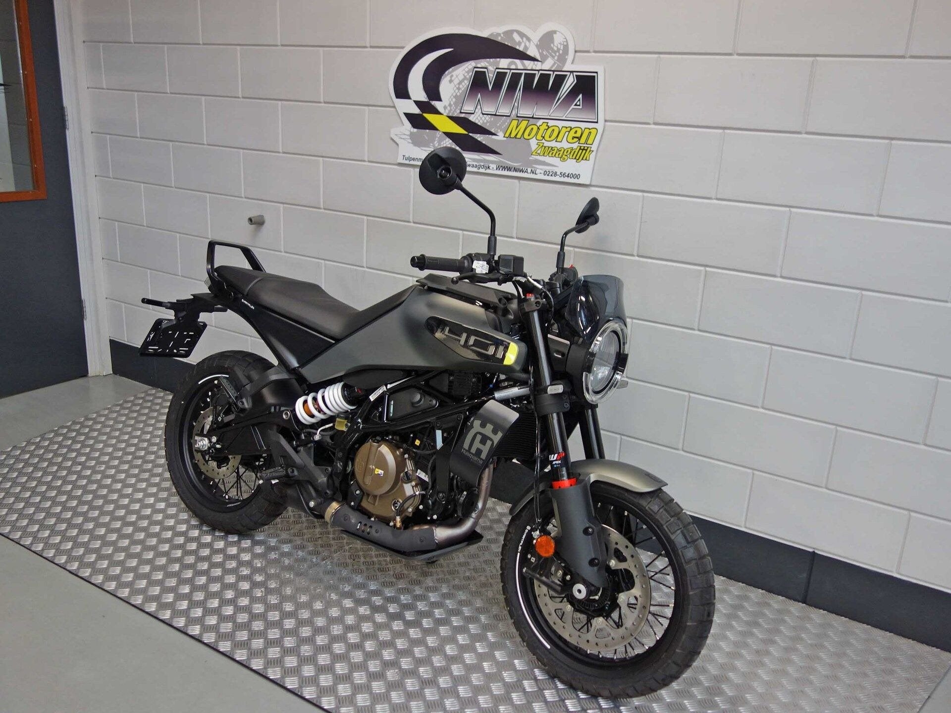 Husqvarna Svartpilen 401, Motoren, 373 cc, ABS, 12 t/m 35 kW, Naked bike
