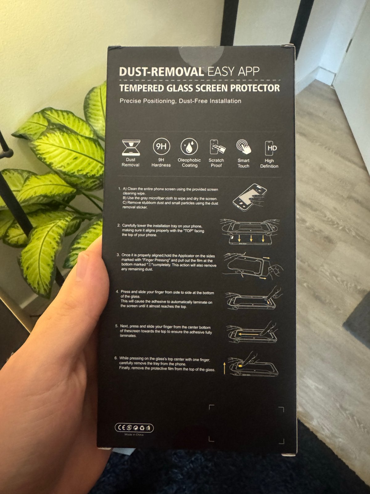 Foto 3 van Easy apply Tempered Glass Screenprotector 15 Pro