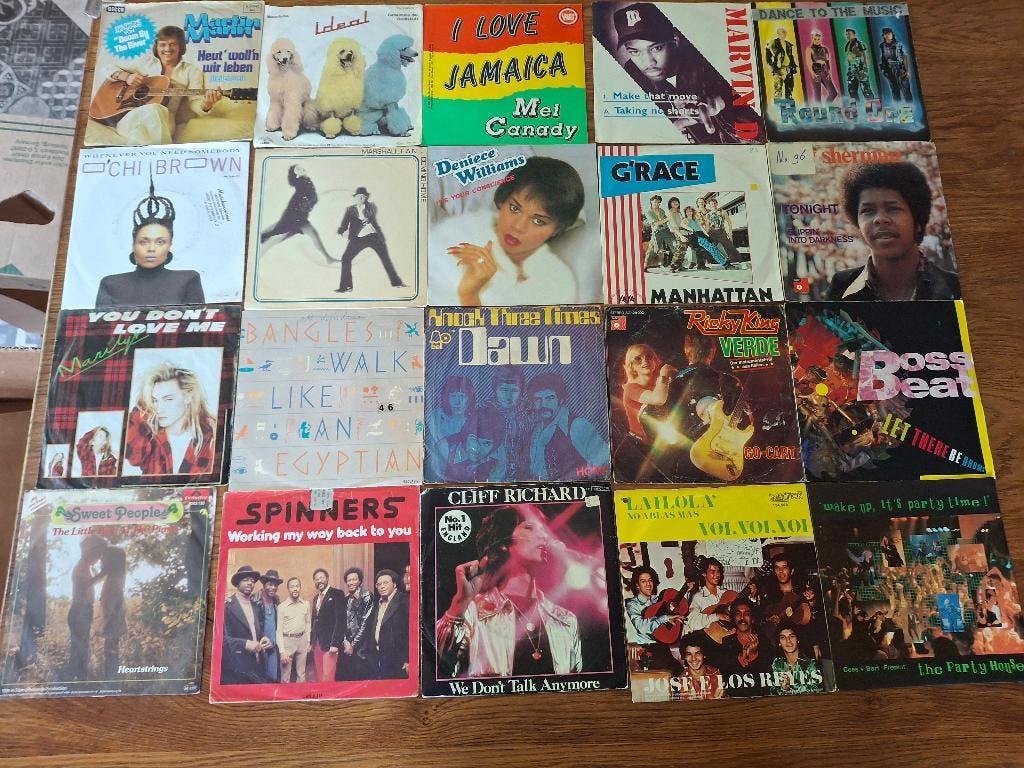 Partij singles 400 stuks, Fotohoes, Ophalen of Verzenden, Gebruikt, Pop