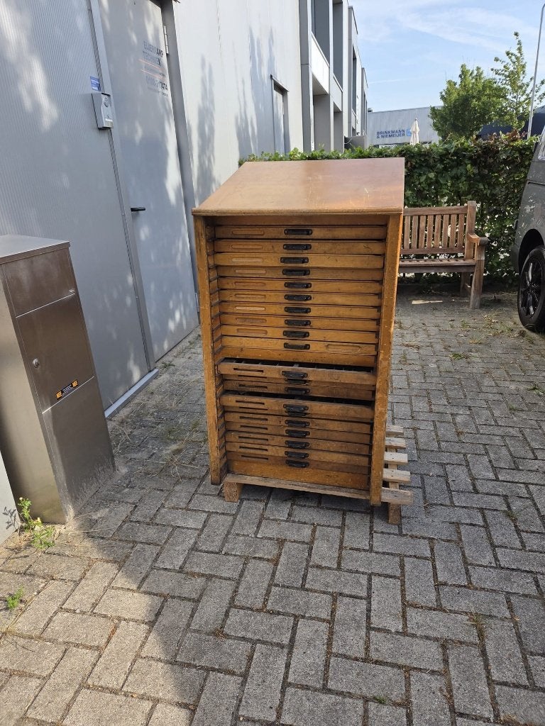 Letterkast / Zetbok / Drukkerijkast, Ophalen