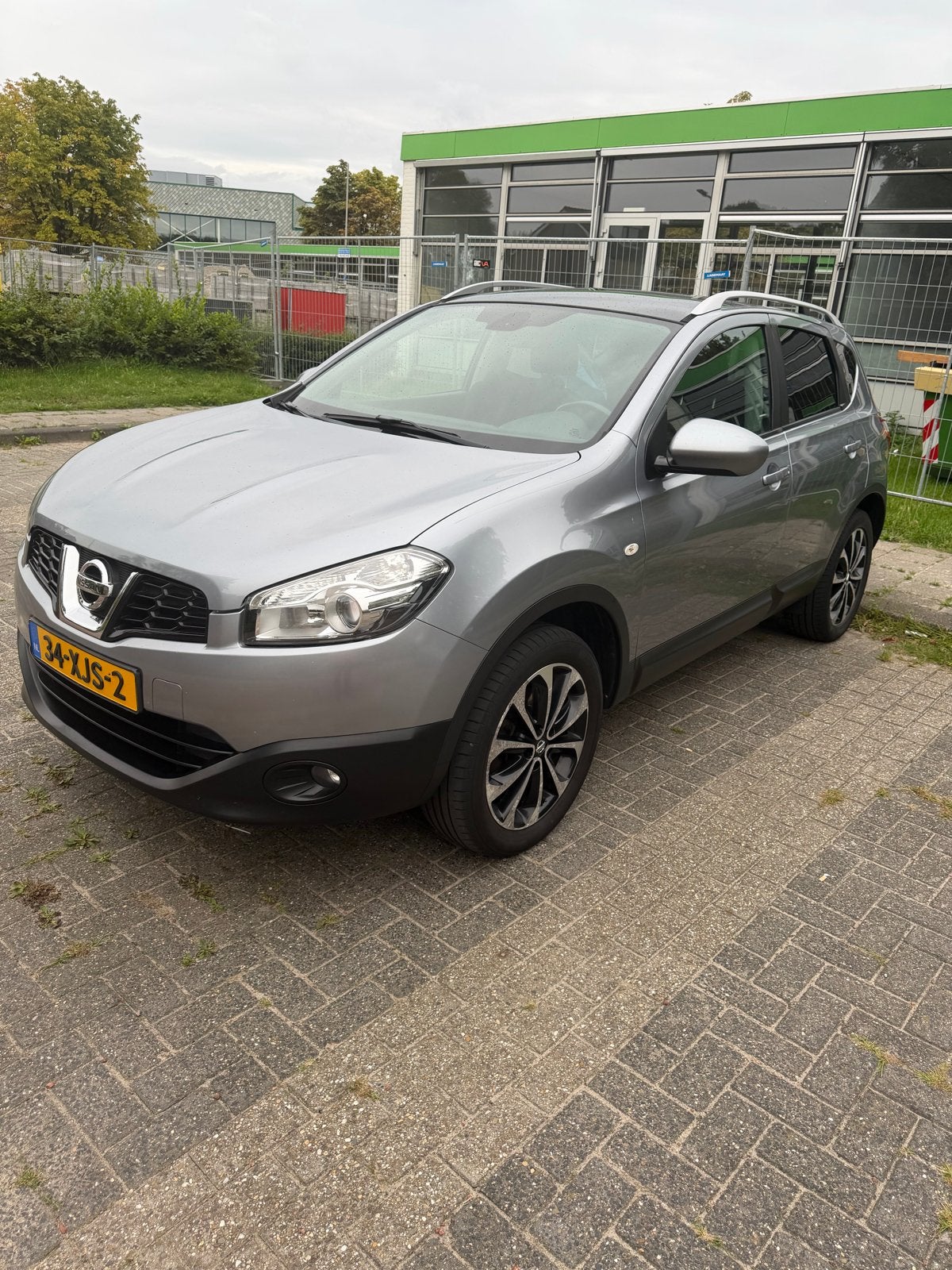 Nissan Qashqai 1.6 2WD 2012 Grijs, Auto's, Voorwielaandrijving, 662 kg, Stof, 1225 kg