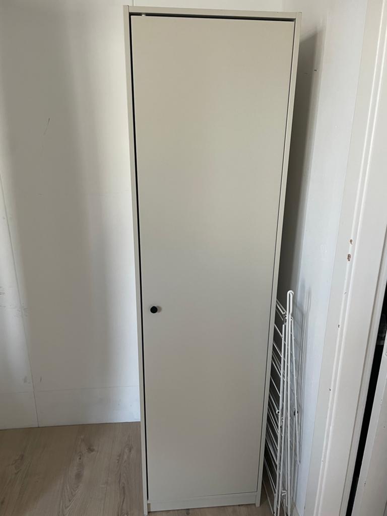 Wardrobe with storage, Ophalen, Zo goed als nieuw, 150 tot 200 cm, 50 tot 75 cm