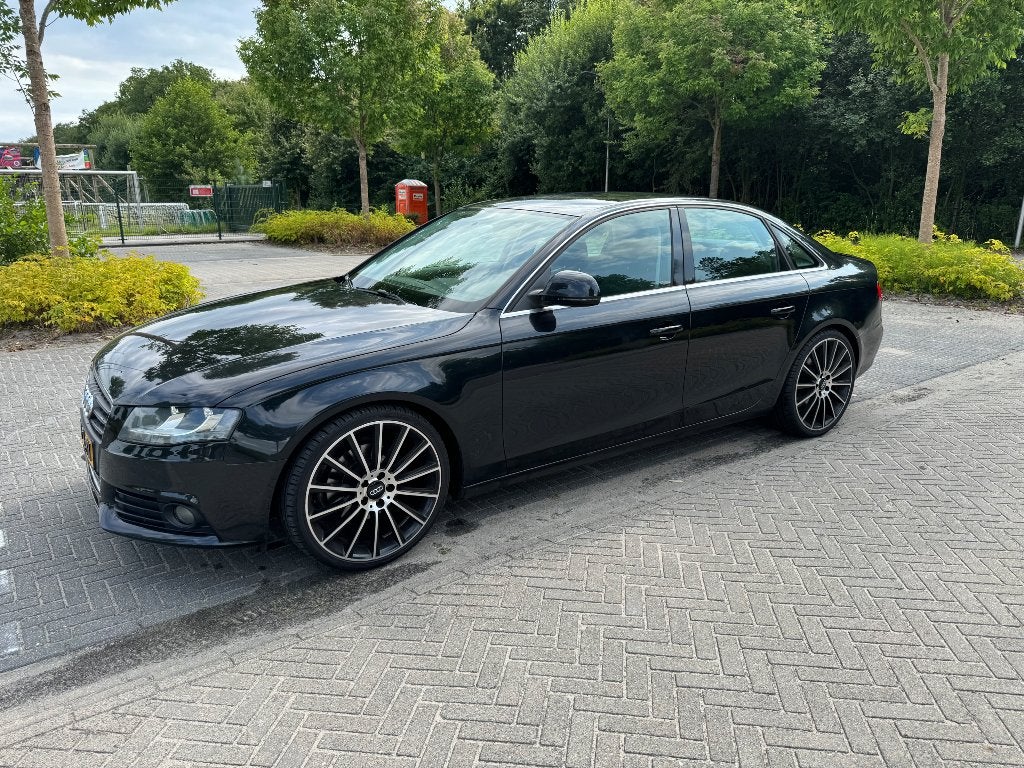 Audi A4 1.8 Tfsi 118KW 2008 Zwart, Auto's, 160 pk, A4, Zwart, 75 €/maand