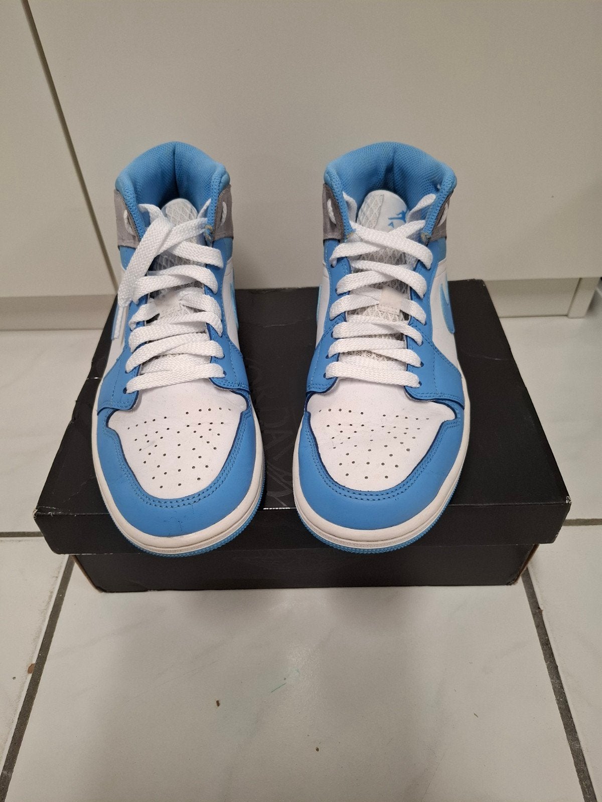 Nike air Jordan, Wit, Ophalen of Verzenden, Zo goed als nieuw, Nike Air Jordan