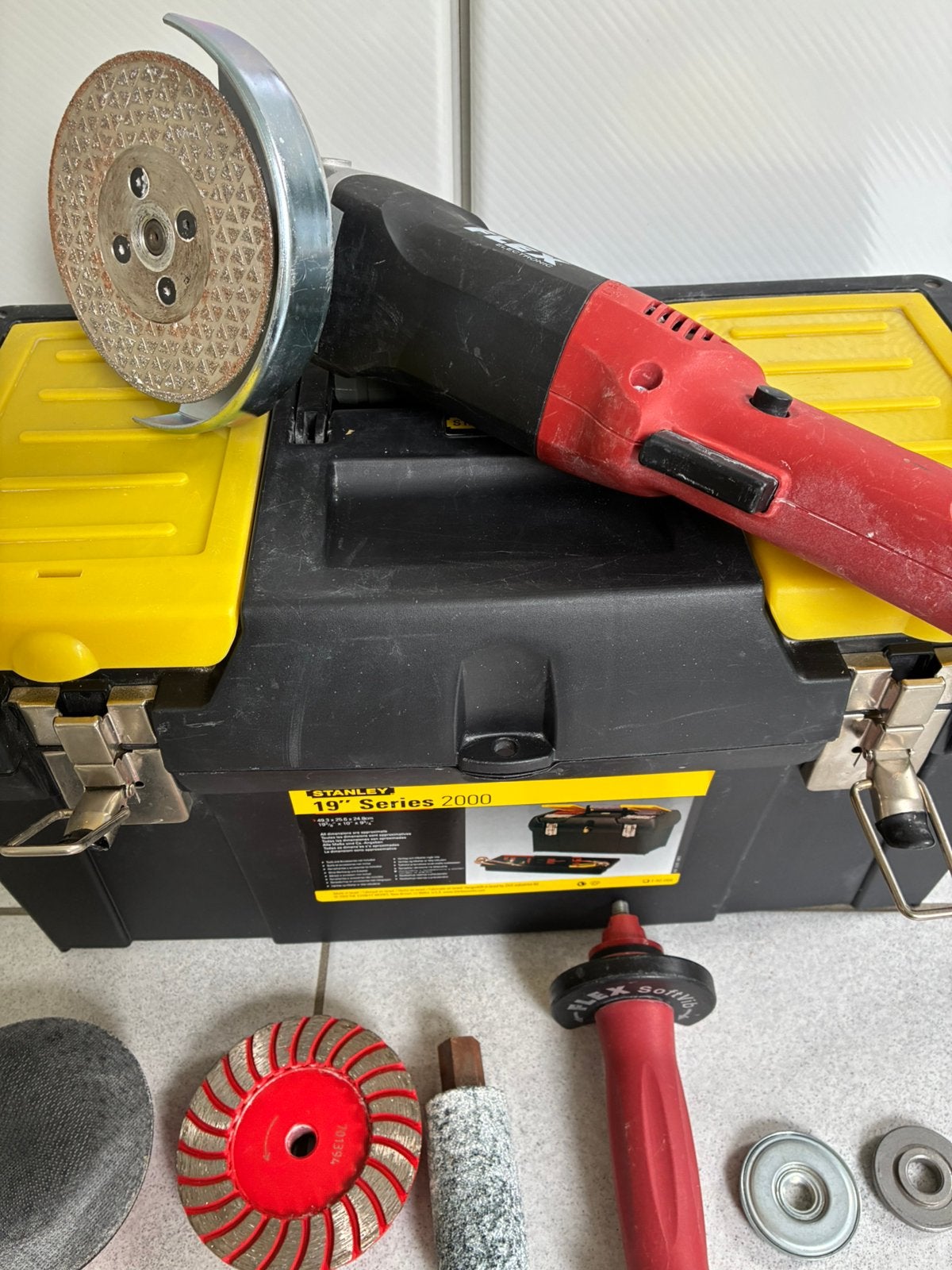 Flex haakse slijper met diamantschuurschijf en div., Ophalen, Zo goed als nieuw, 1000 watt of meer, Haakse handslijpmachine