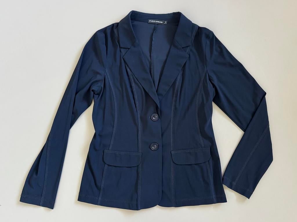 Studio Anneloes Blazer Marineblauw Maat L Travelstof, Kleding | Dames, Blauw, Maat 42/44 (L), Ophalen of Verzenden, Zo goed als nieuw