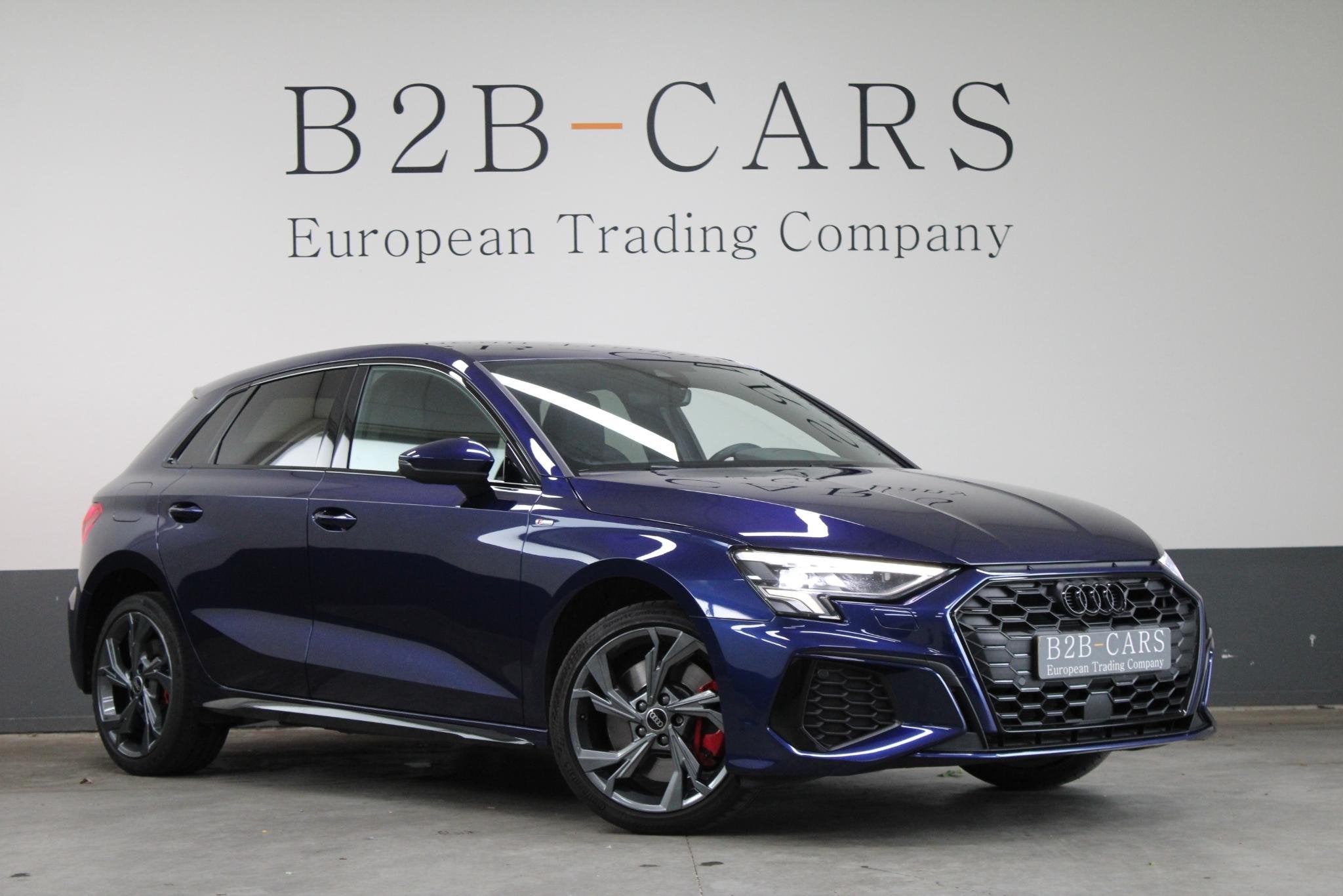 Audi A3 Sportback 45 TFSI e S edition Competition | SOH 93,6, 77 km/l, Gebruikt, 4 cilinders, Blauw